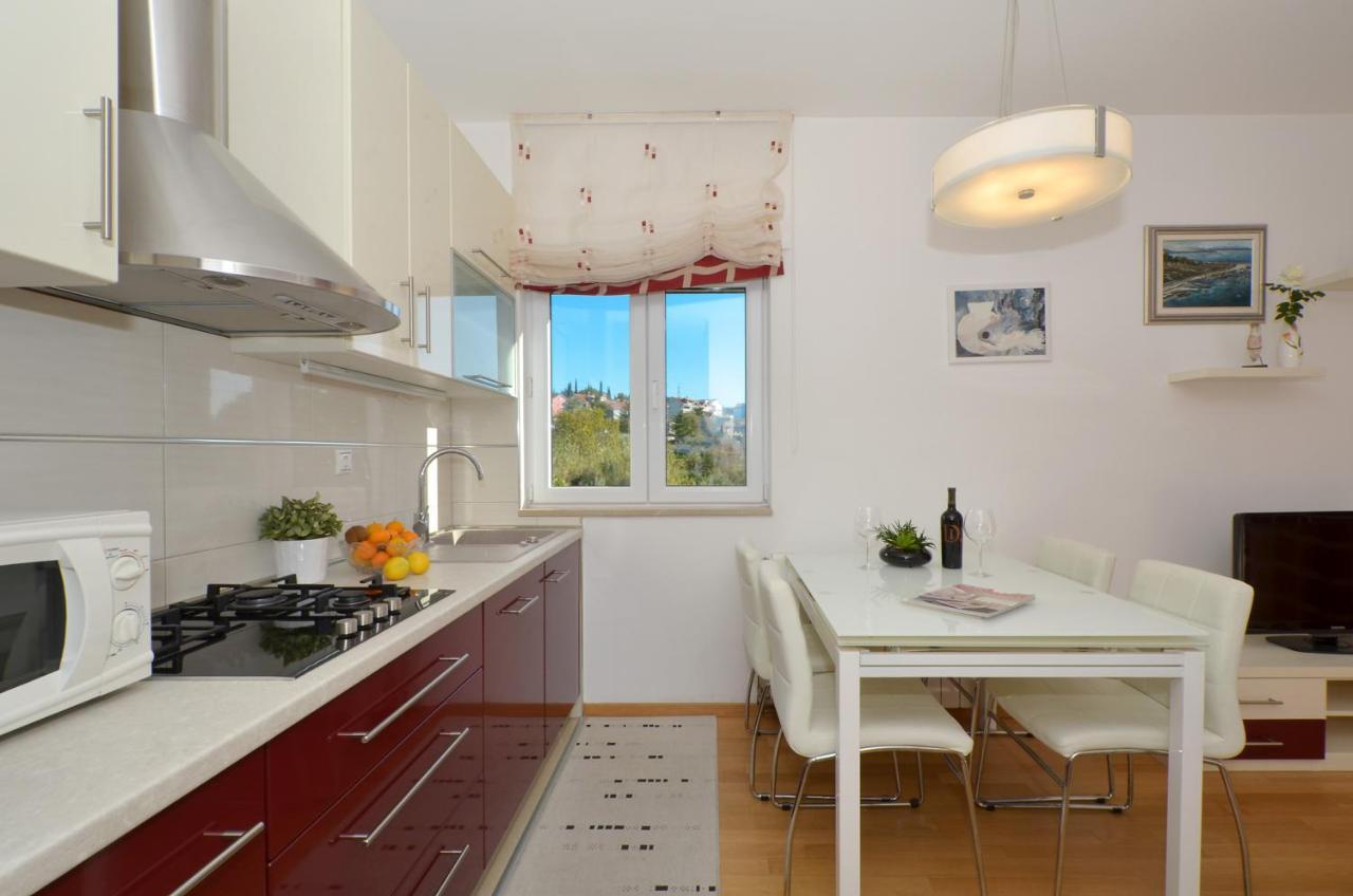Apartmani Adela 솔린 외부 사진