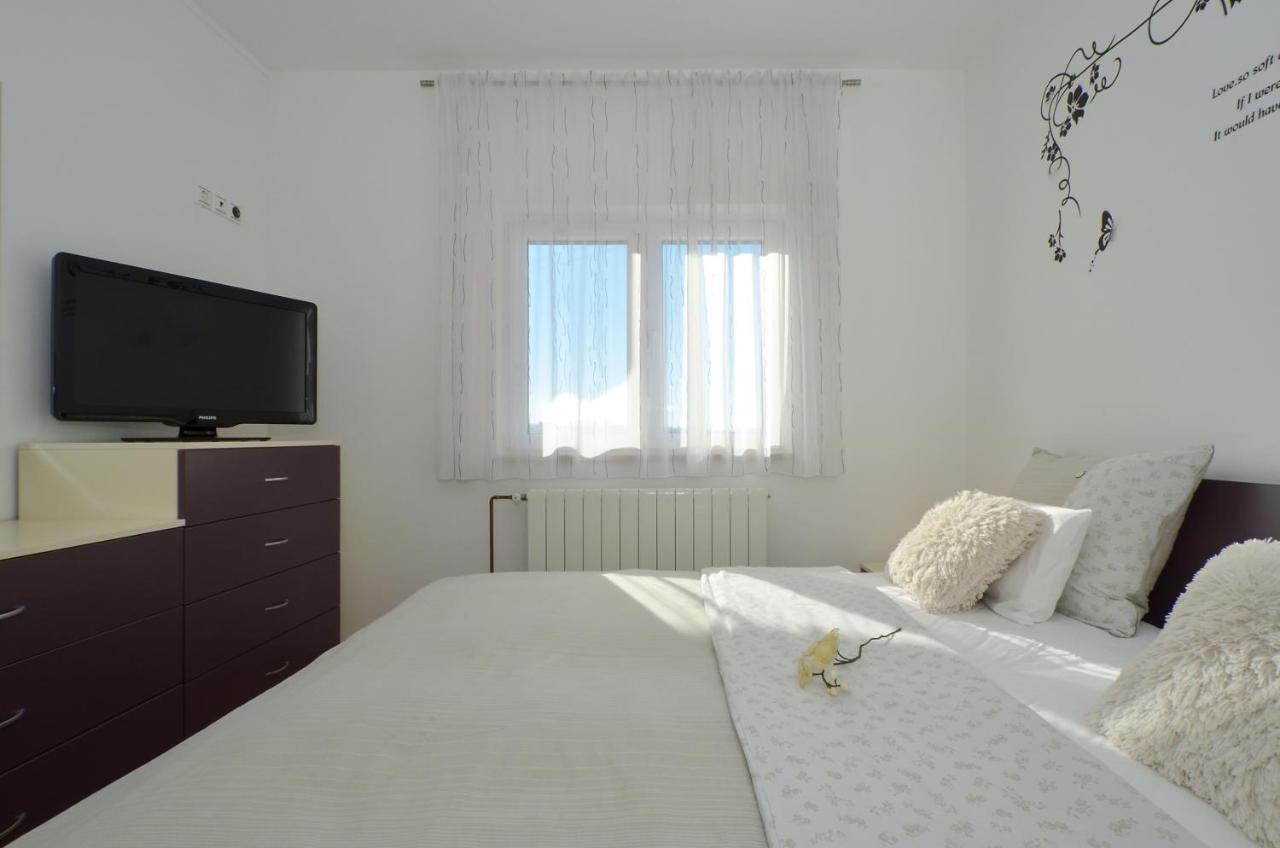 Apartmani Adela 솔린 외부 사진