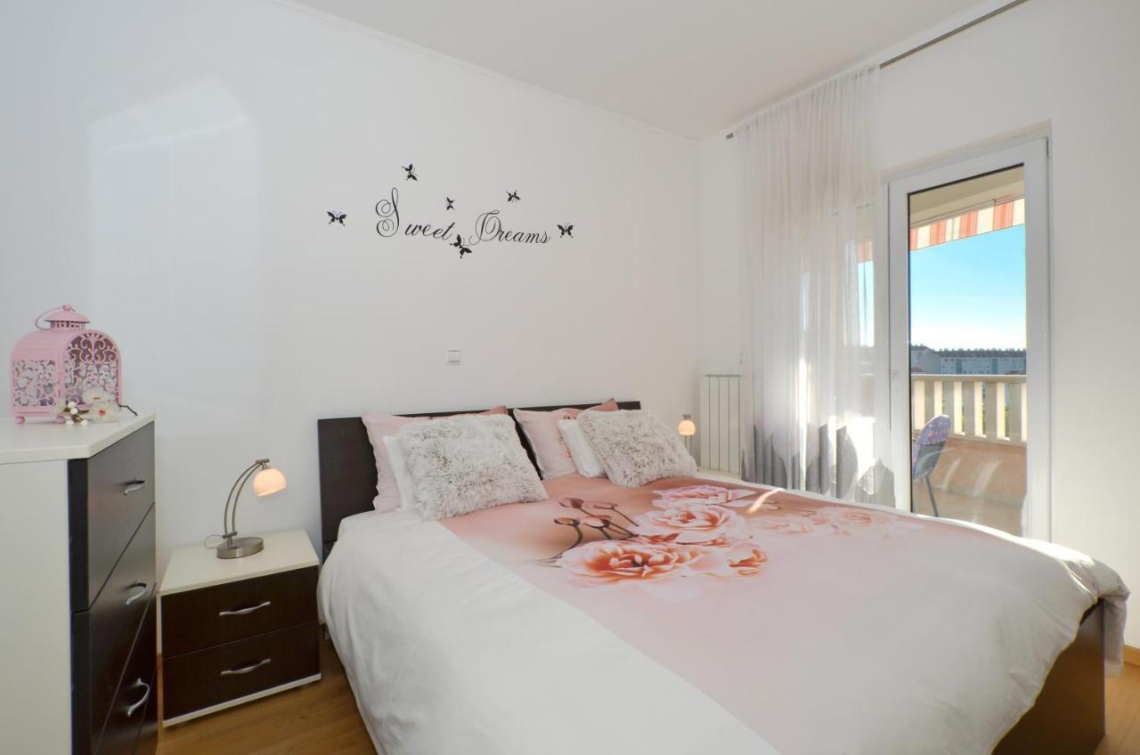 Apartmani Adela 솔린 외부 사진